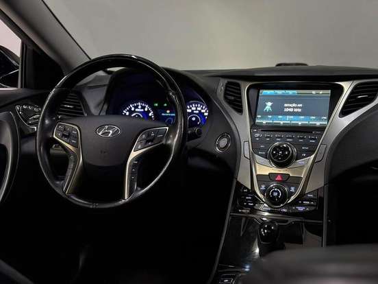 HYUNDAI-AZERA-2014