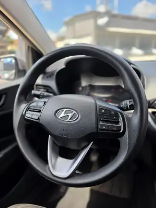 HYUNDAI-HB20-2023