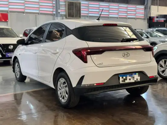 HYUNDAI-HB20-2024