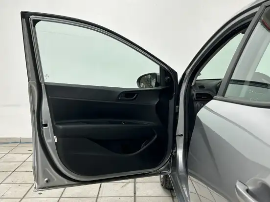 HYUNDAI-HB20-2025
