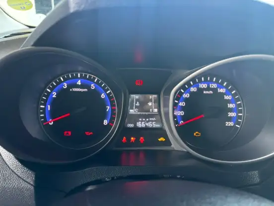 HYUNDAI-HB20-2017