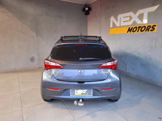 HYUNDAI-HB20-2013