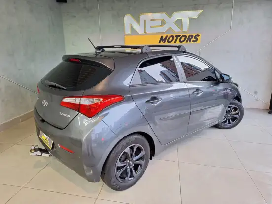 HYUNDAI-HB20-2013