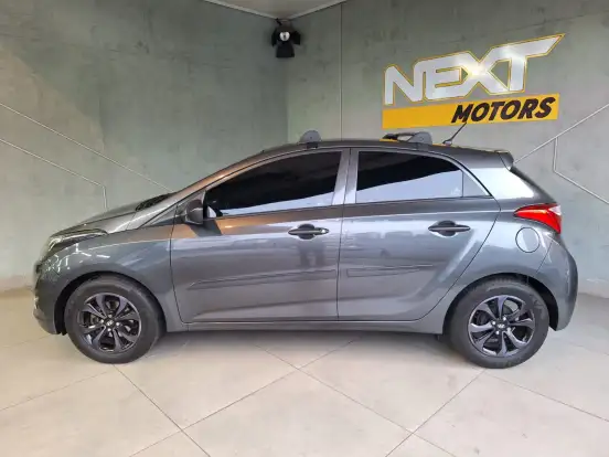 HYUNDAI-HB20-2013