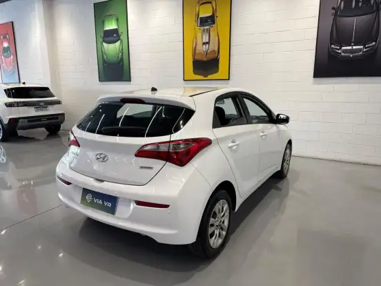 HYUNDAI-HB20-2017