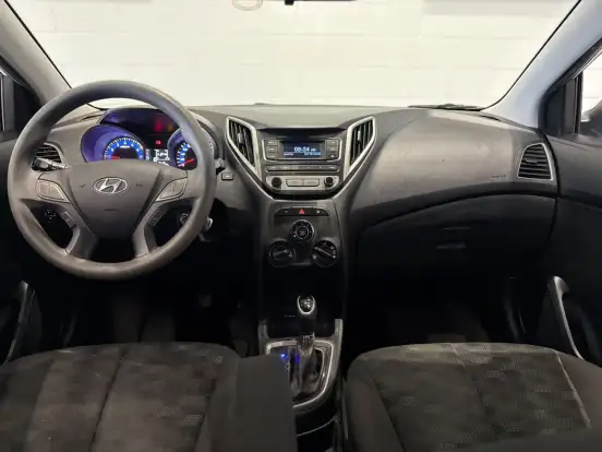HYUNDAI-HB20-2017