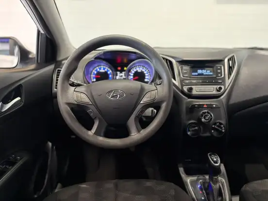 HYUNDAI-HB20-2017