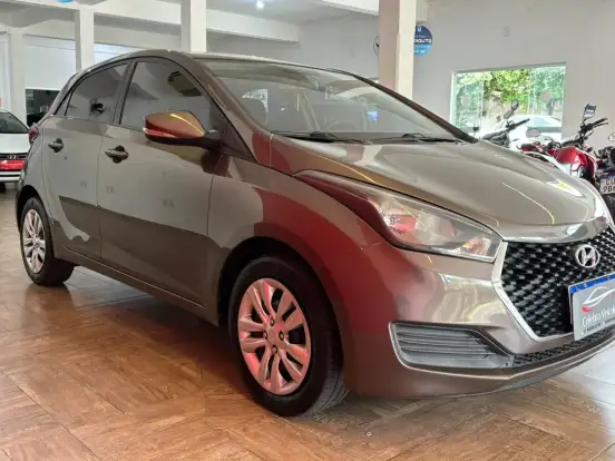 HYUNDAI-HB20-1.6 COMFORT PLUS 16V FLEX 4P AUTOMÁTICO HYUNDAI-HB20-2018