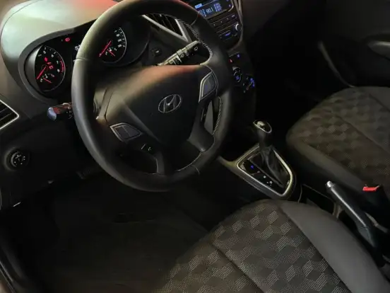HYUNDAI-HB20-1.6 COMFORT PLUS 16V FLEX 4P AUTOMÁTICO HYUNDAI-HB20-2018