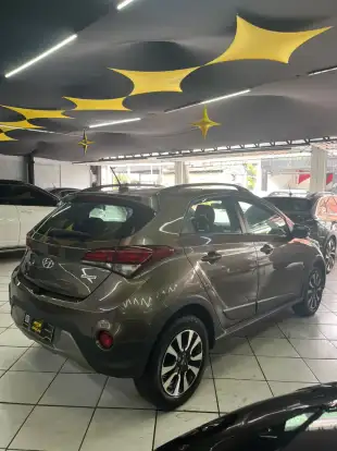 HYUNDAI-HB20-2018