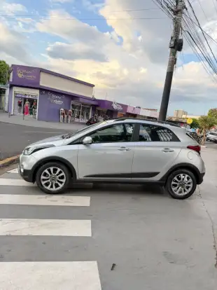 HYUNDAI-HB20-2016