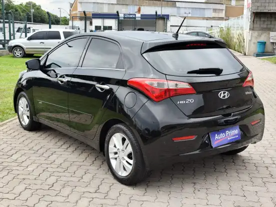 HYUNDAI-HB20-1.6 PREMIUM 16V FLEX 4P MANUAL HYUNDAI-HB20-2014