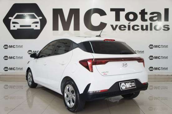 HYUNDAI-HB20-2023