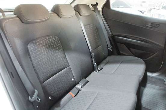 HYUNDAI-HB20-2023