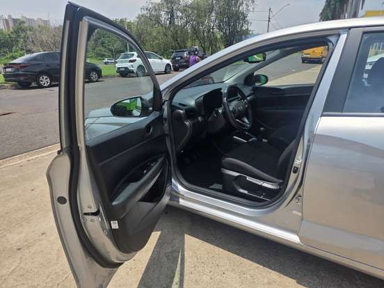HYUNDAI-HB20-2025