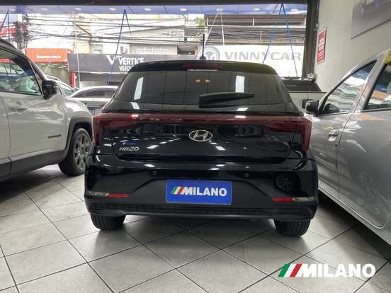 HYUNDAI-HB20-2023
