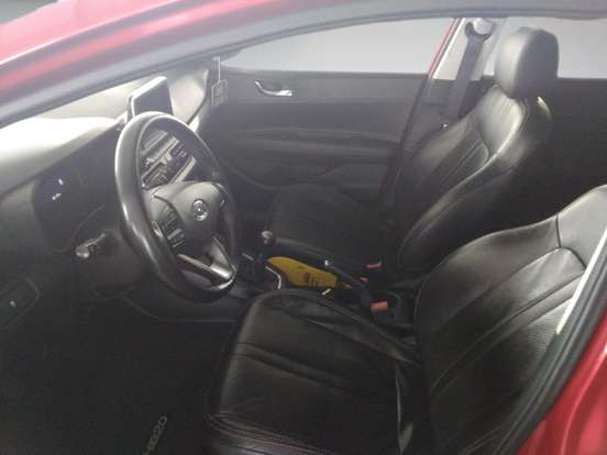 HYUNDAI-HB20-2020