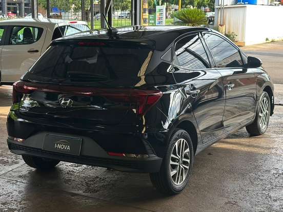 HYUNDAI-HB20-2023