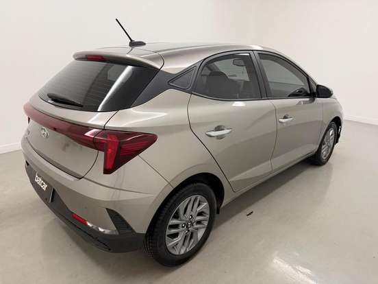 HYUNDAI-HB20-2025