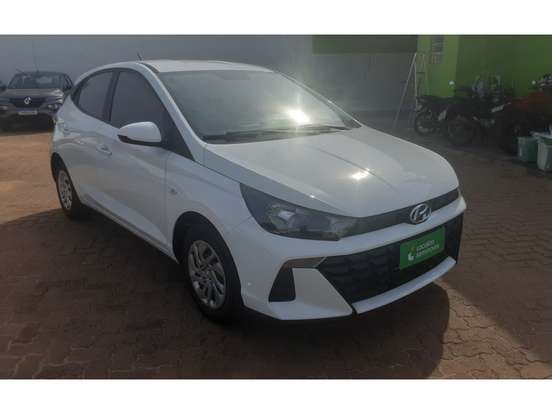 HYUNDAI-HB20-2023
