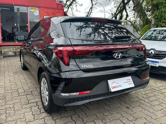 HYUNDAI-HB20-2023
