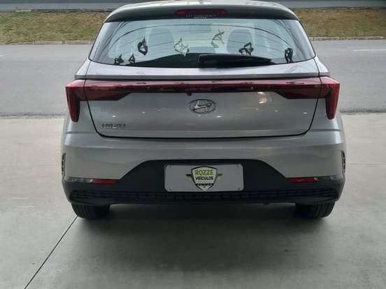 HYUNDAI-HB20-2023