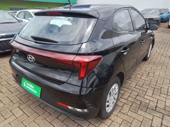 HYUNDAI-HB20-2023