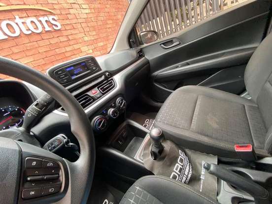 HYUNDAI-HB20-2024
