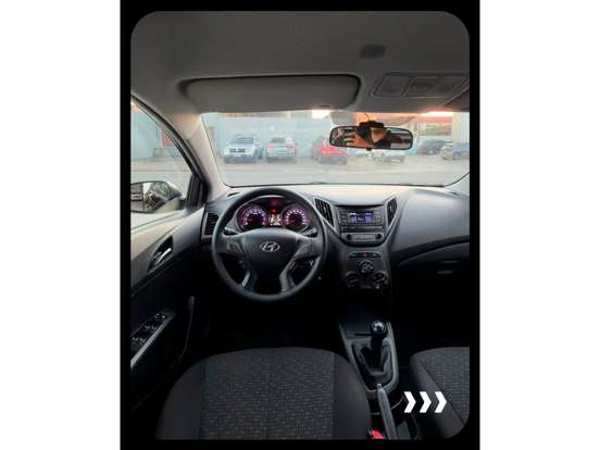 HYUNDAI-HB20-1.0 COMFORT 12V FLEX 4P MANUAL HYUNDAI-HB20-2017
