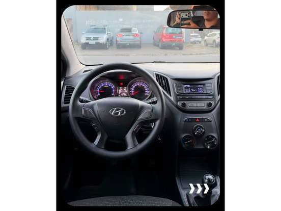 HYUNDAI-HB20-2017