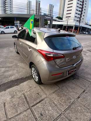 HYUNDAI-HB20-2017