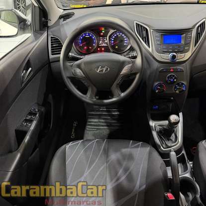 HYUNDAI-HB20-2015