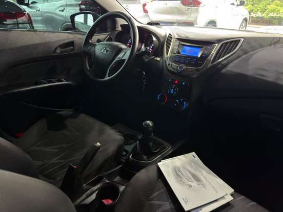 HYUNDAI-HB20-1.0 COMFORT STYLE 12V FLEX 4P MANUAL HYUNDAI-HB20-2013