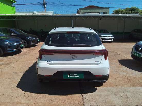 HYUNDAI-HB20-2025