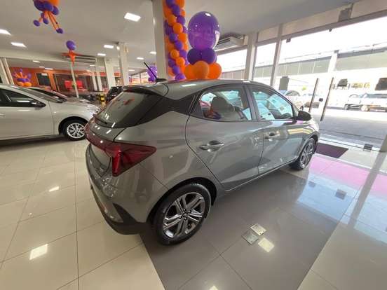 HYUNDAI-HB20-2024