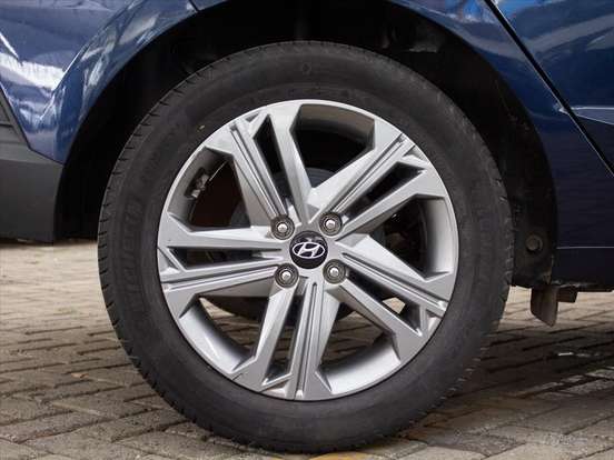 HYUNDAI-HB20-2024