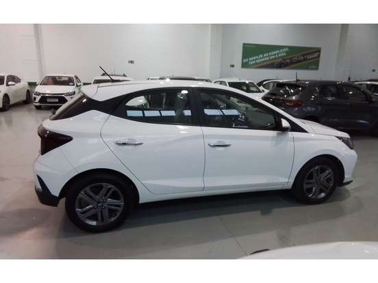 HYUNDAI-HB20-2025