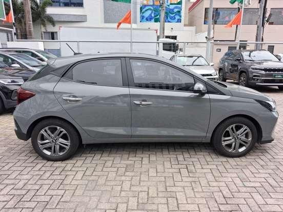 HYUNDAI-HB20-2025