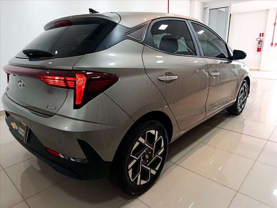 HYUNDAI-HB20-2024