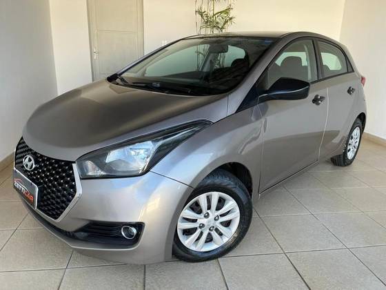 HYUNDAI HB20 1.0 UNIQUE 12V FLEX 4P MANUAL