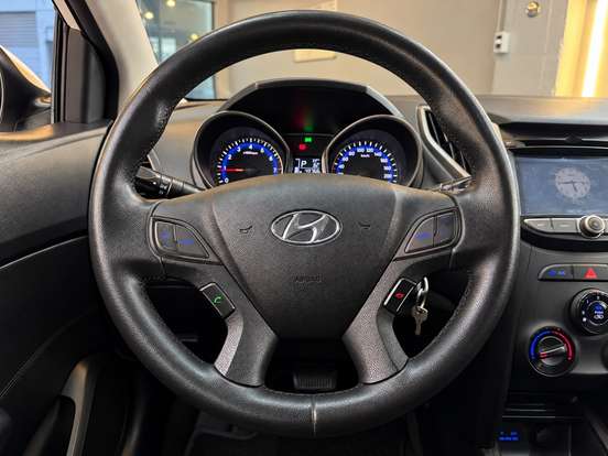 HYUNDAI-HB20-1.6 COMFORT PLUS 16V FLEX 4P AUTOMÁTICO HYUNDAI-HB20-2016