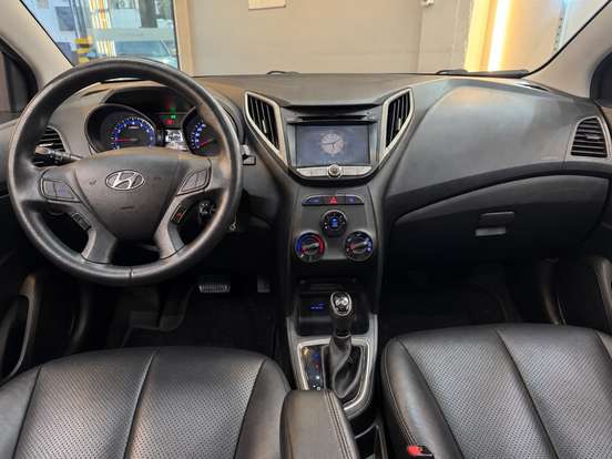HYUNDAI-HB20-1.6 COMFORT PLUS 16V FLEX 4P AUTOMÁTICO HYUNDAI-HB20-2016