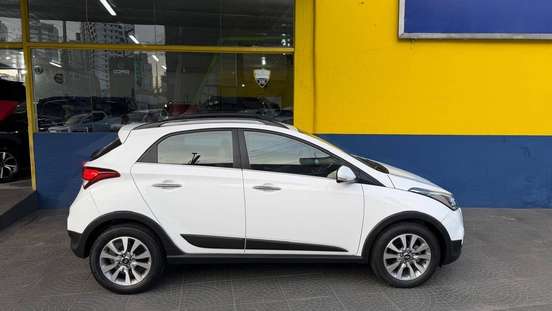 HYUNDAI-HB20-2016