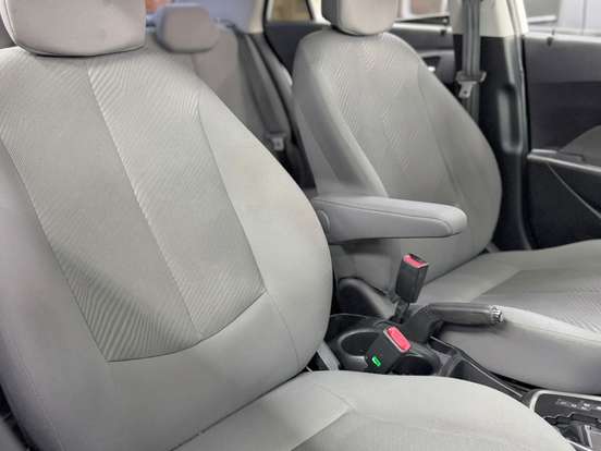 HYUNDAI-HB20-1.6 PREMIUM 16V FLEX 4P AUTOMÁTICO HYUNDAI-HB20-2015