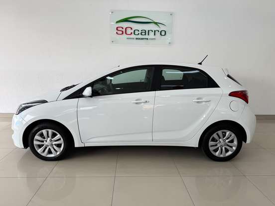 HYUNDAI-HB20-1.6 PREMIUM 16V FLEX 4P AUTOMÁTICO HYUNDAI-HB20-2017