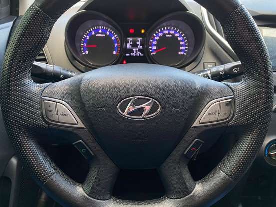 HYUNDAI-HB20-2013