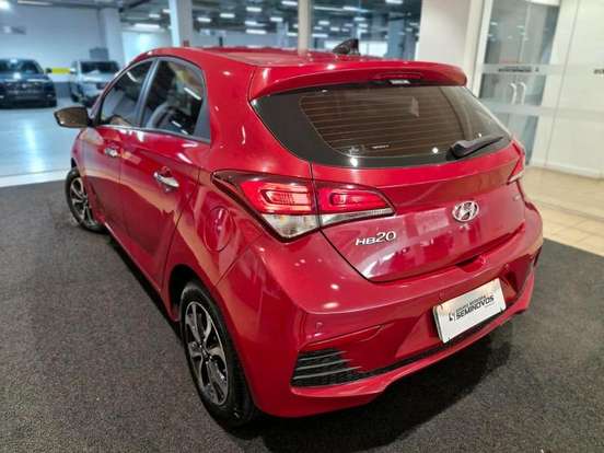HYUNDAI-HB20-1.6 R SPEC 16V FLEX 4P AUTOMÁTICO HYUNDAI-HB20-2016