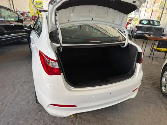 HYUNDAI-HB20S-2016