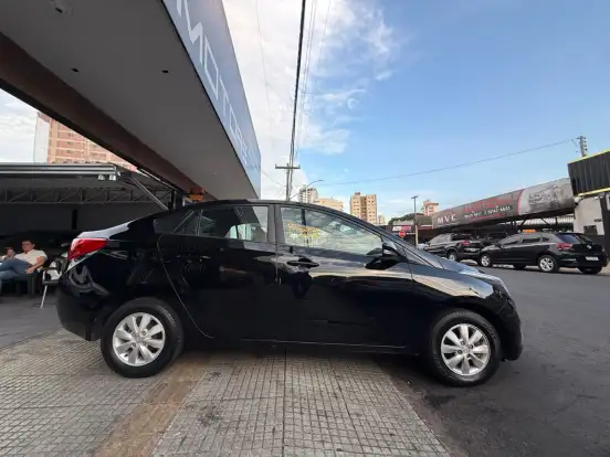 HYUNDAI-HB20S-1.6 COMFORT PLUS 16V FLEX 4P AUTOMÁTICO HYUNDAI-HB20S-2015