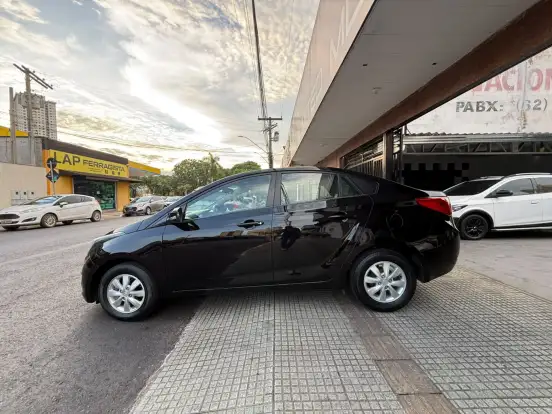 HYUNDAI-HB20S-1.6 COMFORT PLUS 16V FLEX 4P AUTOMÁTICO HYUNDAI-HB20S-2015